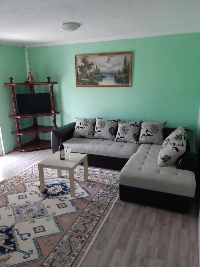 Apartments Snezana Бар Экстерьер фото