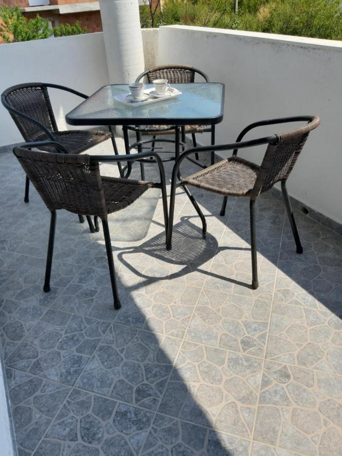 Apartments Snezana Бар Экстерьер фото