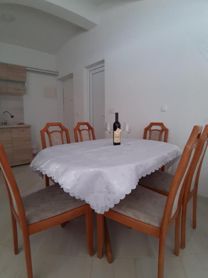 Apartments Snezana Бар Экстерьер фото