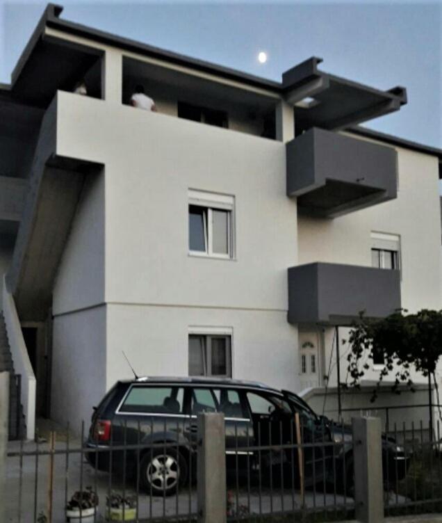 Apartments Snezana Бар Экстерьер фото